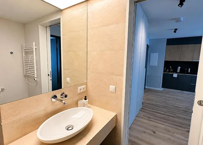 Apartment Skyview, Expo Fair, Airport, Gym, Rooftop! Frankfurt am Main